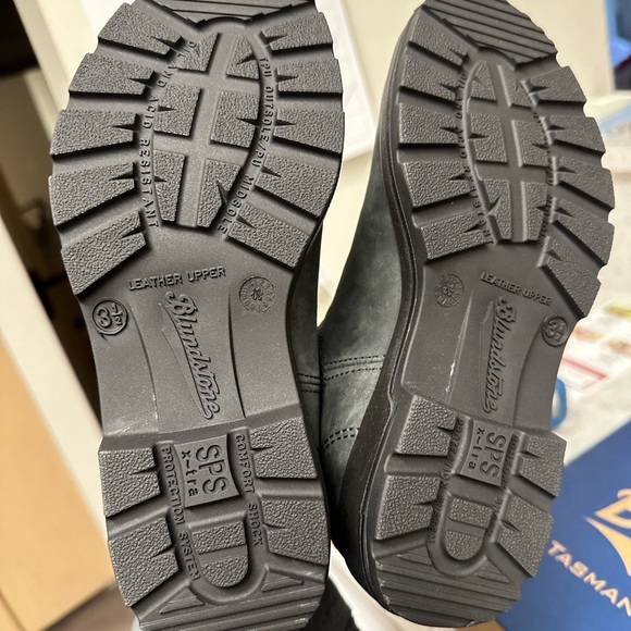 SOLD Blundstone 587’s size 6.5 / aus 3.5 - Picture 4 of 5